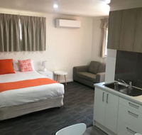 Sturt Motel - New Castle Holiday