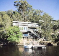 Calabash Bay Lodge - New Castle Holiday