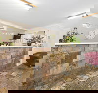 Comfort Inn Centrepoint - New Castle Holiday