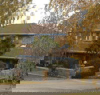 Kinross Inn - New Castle Holiday
