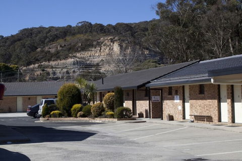 Zig Zag Motel - New Castle Holiday 2