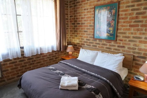 Mahogany Park - New Castle Holiday 4