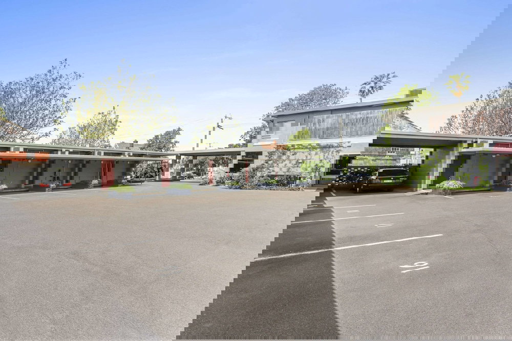 Hamilton VIC New Castle Holiday