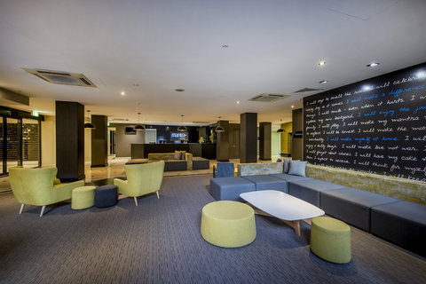 Mantra On Hay - New Castle Holiday 2