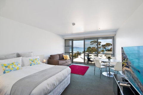 Lorne Bay View Motel - New Castle Holiday 5