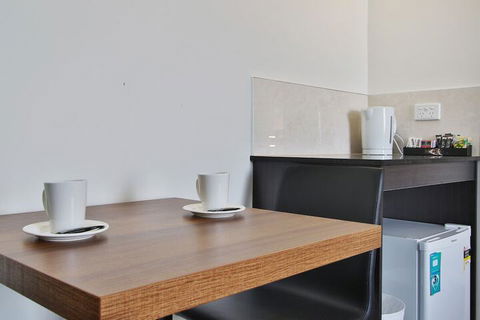 Comfort Inn & Apartments Dandenong - New Castle Holiday 6