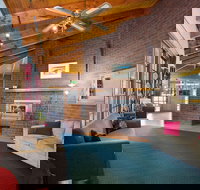 Goldfields Motel - New Castle Holiday