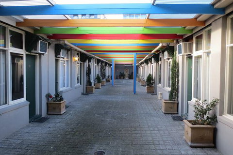 Flagstaff City Inn - New Castle Holiday 4