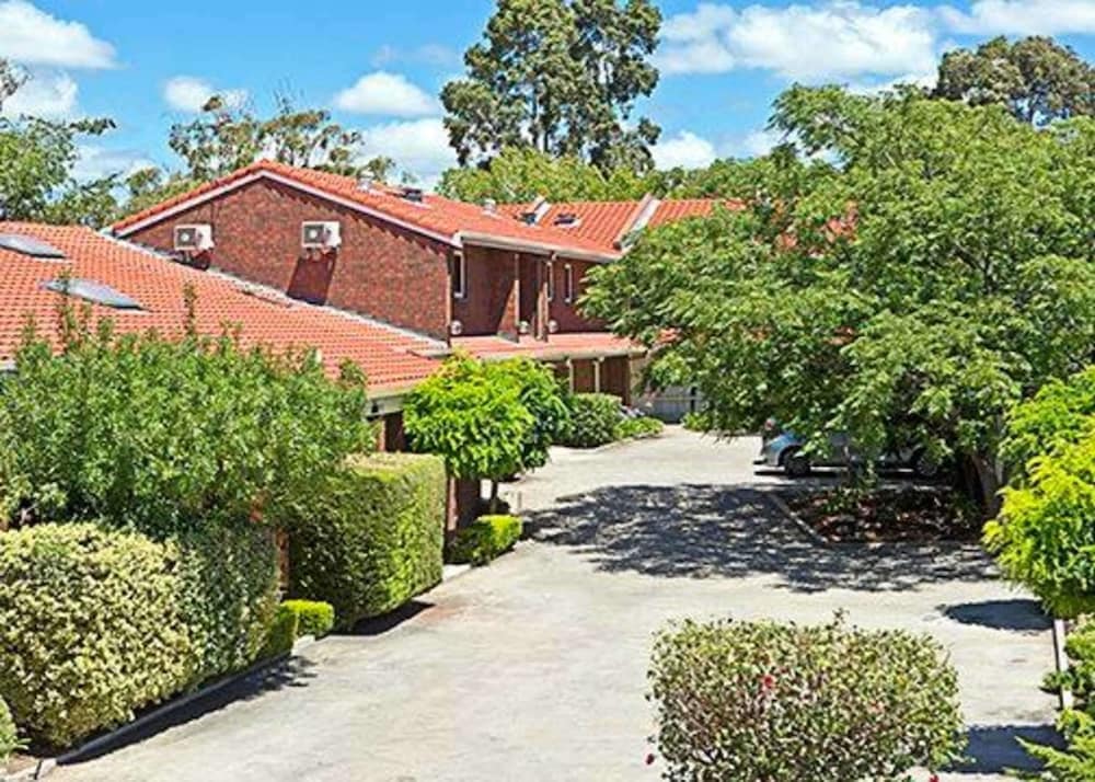 Thorngate SA New Castle Holiday