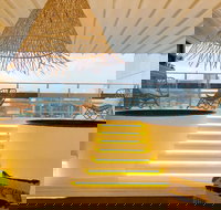 Limes Boutique Hotel - New Castle Holiday