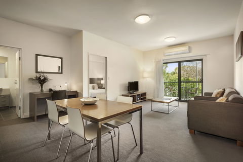 Quest Ipswich - New Castle Holiday 6