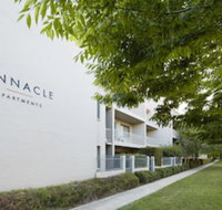 Pinnacle Apartments - New Castle Holiday