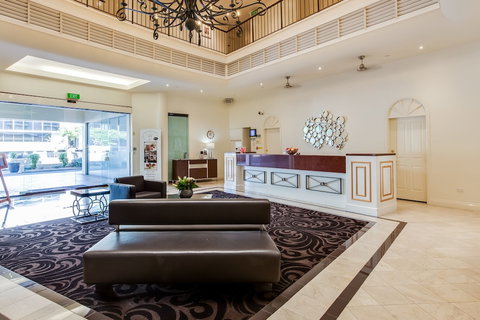 Central Cosmo Apartments - New Castle Holiday 2