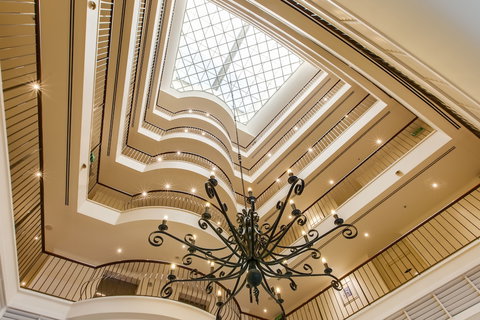 Central Cosmo Apartments - New Castle Holiday 0