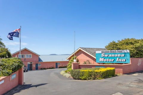 Swansea Motor Inn - New Castle Holiday 0