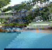 Cairns Gateway Resort - New Castle Holiday
