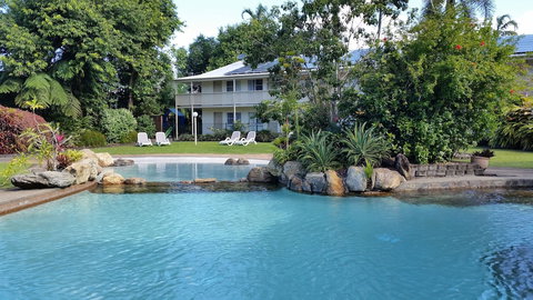 Cairns Gateway Resort - New Castle Holiday 0