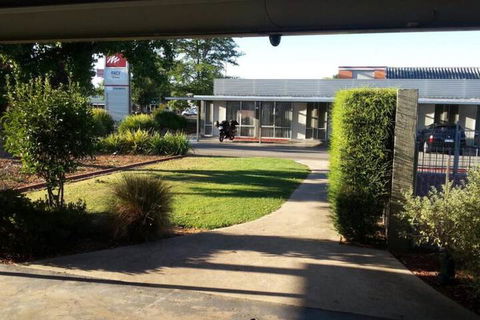 Mansfield Motel - New Castle Holiday 2