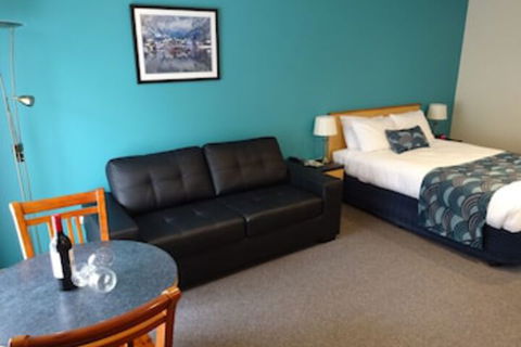 Victoria Lodge Motor Inn & Apartments - New Castle Holiday 0