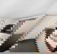 BreakFree Directors Studio - New Castle Holiday