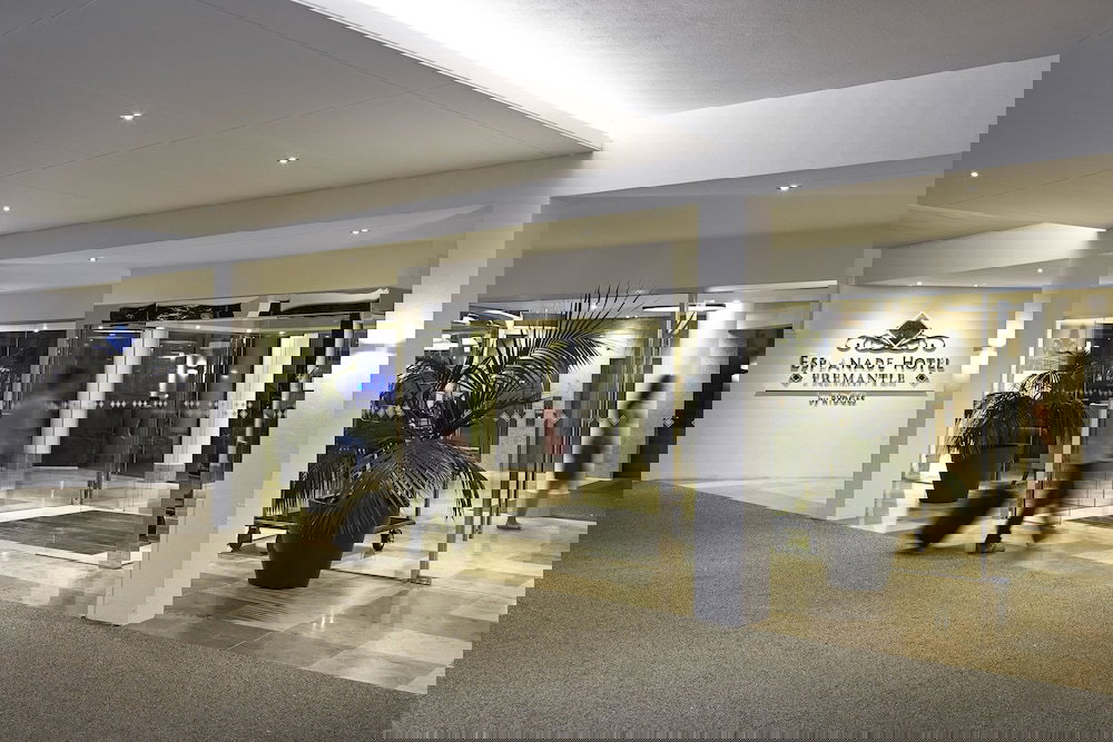 Bertram WA New Castle Holiday