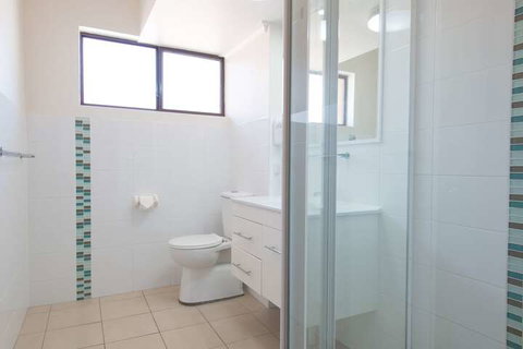 Vacation Village - New Castle Holiday 6