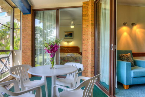 Vacation Village - New Castle Holiday 4