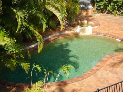 Mt Ommaney Hotel Apartments - New Castle Holiday 3
