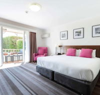 Mercure Canberra - New Castle Holiday