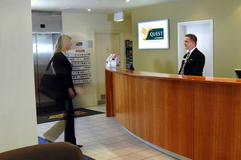 Quest On Lonsdale - New Castle Holiday 2