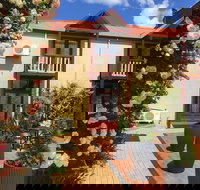 Art Hotel on York - New Castle Holiday