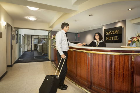 Quest Savoy - New Castle Holiday 1
