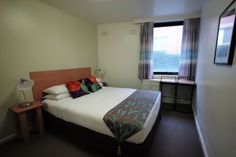 Albert Heights Serviced Apartments - New Castle Holiday 6