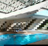 Grand Hotel Melbourne - New Castle Holiday