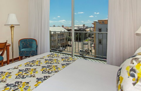 NOAH'S On The Beach - New Castle Holiday 2