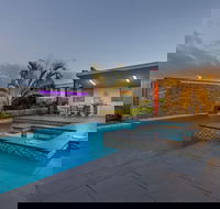 Platinum International - New Castle Holiday