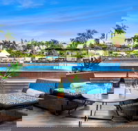 Shangri-La The Marina Cairns - New Castle Holiday