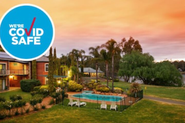Clare SA New Castle Holiday