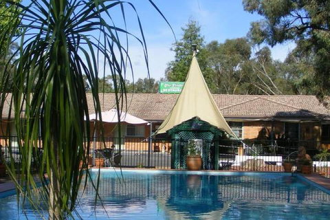 Matthew Flinders Motor Inn - New Castle Holiday 4