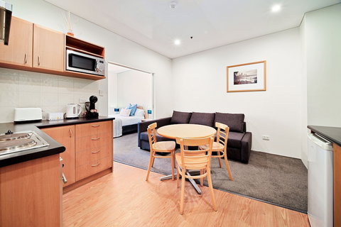 All Suites Perth - New Castle Holiday 1
