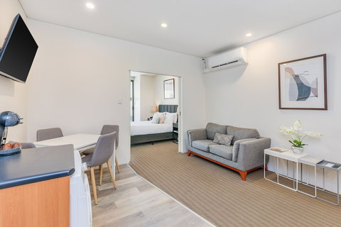 All Suites Perth - New Castle Holiday 2