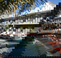 ibis Styles Adelaide Manor - New Castle Holiday