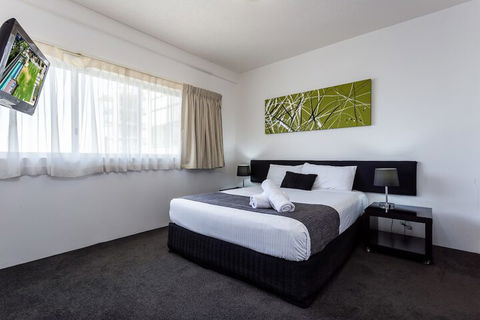 Oxygen Apartments - New Castle Holiday 7