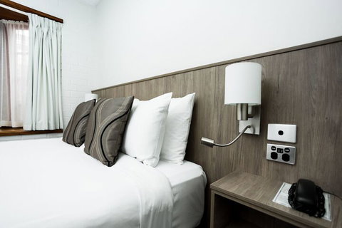 Bay Hotel Apartments - New Castle Holiday 4