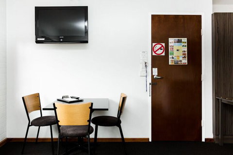 Bay Hotel Apartments - New Castle Holiday 3