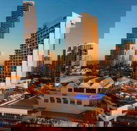 Sofitel Gold Coast Broadbeach - New Castle Holiday