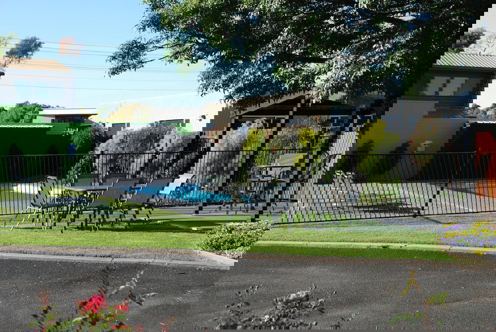 Clifton Creek VIC New Castle Holiday