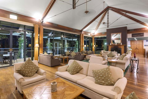 Oaks Cypress Lakes Resort - New Castle Holiday 1