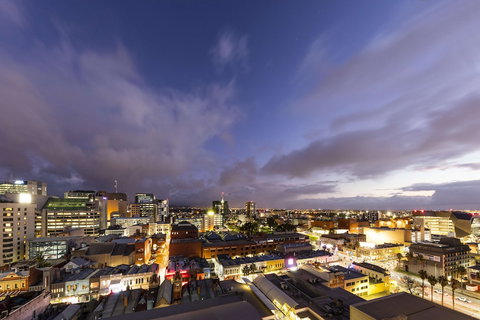 Oaks Adelaide Horizons Suites - New Castle Holiday 0