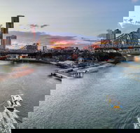 Central Brunswick Apartment Hotel - New Castle Holiday